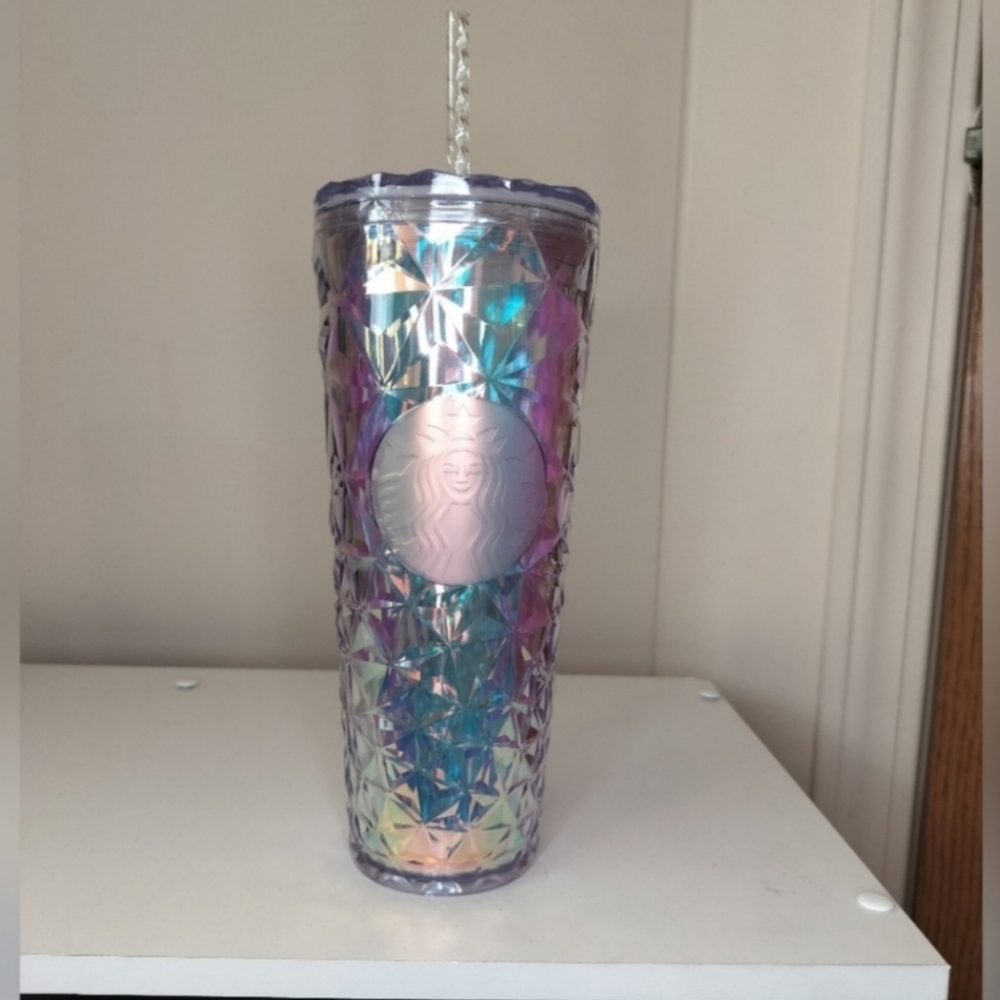 Starbucks 2023 Winter White Iridescent Prism Cold Cup